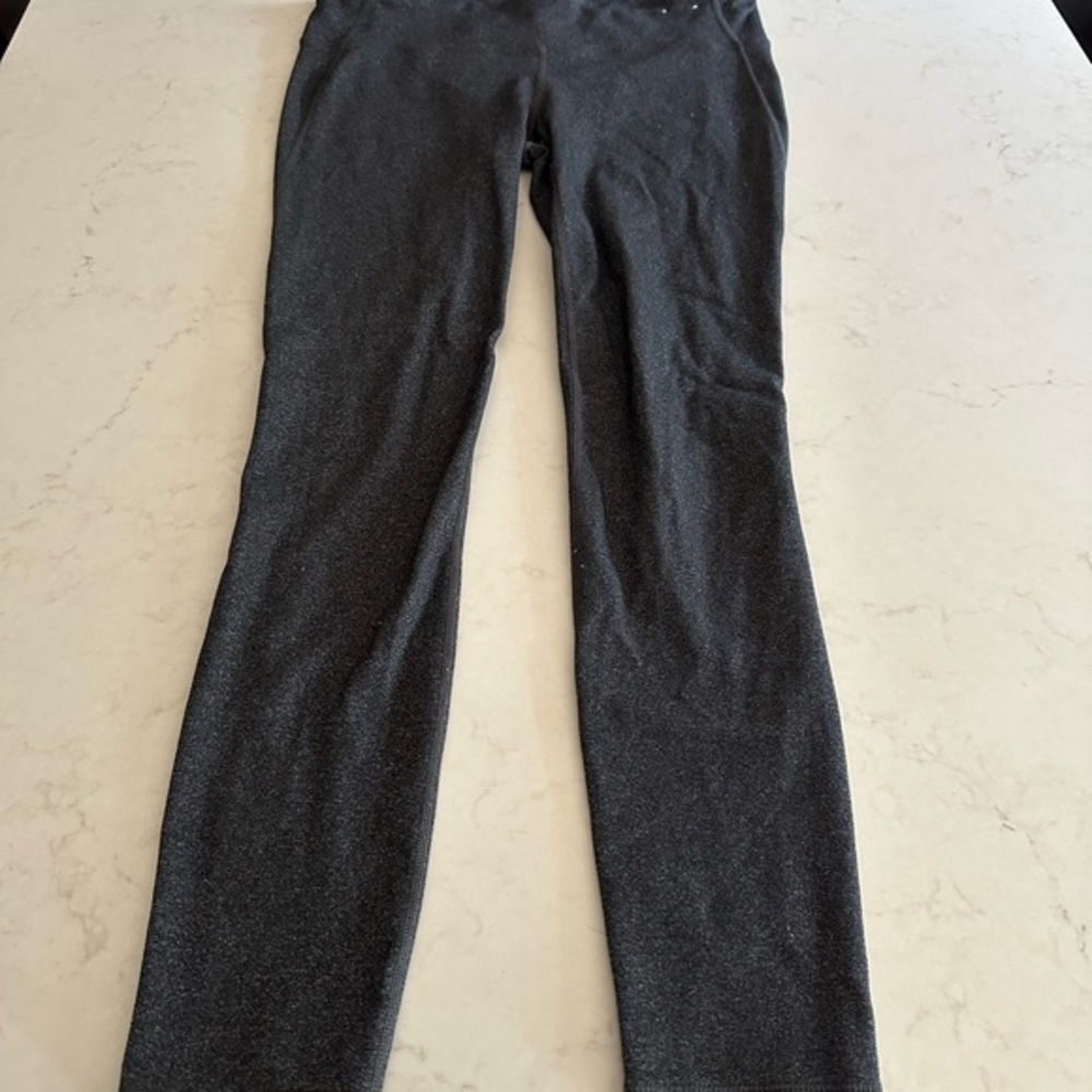 Gray Gap Leggings Size Large - Picture 4 of 5